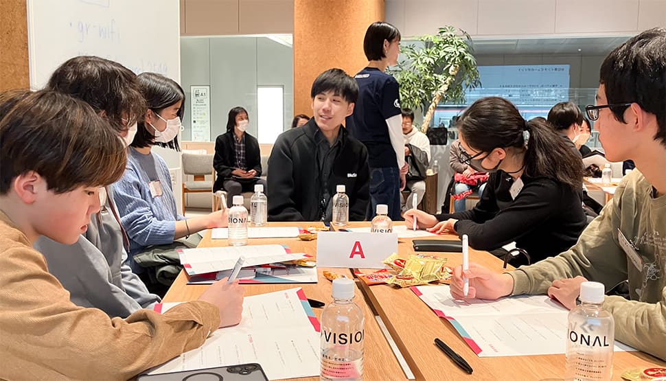 お仕事インタビューの様子